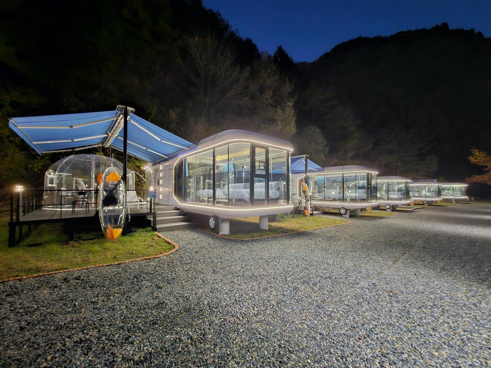 Galaxy X Hotel Type Caravan Glamping & Pension Pyeongchang Eksteriør billede