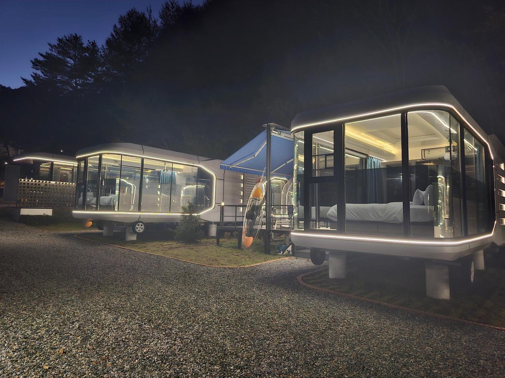 Galaxy X Hotel Type Caravan Glamping & Pension Pyeongchang Eksteriør billede