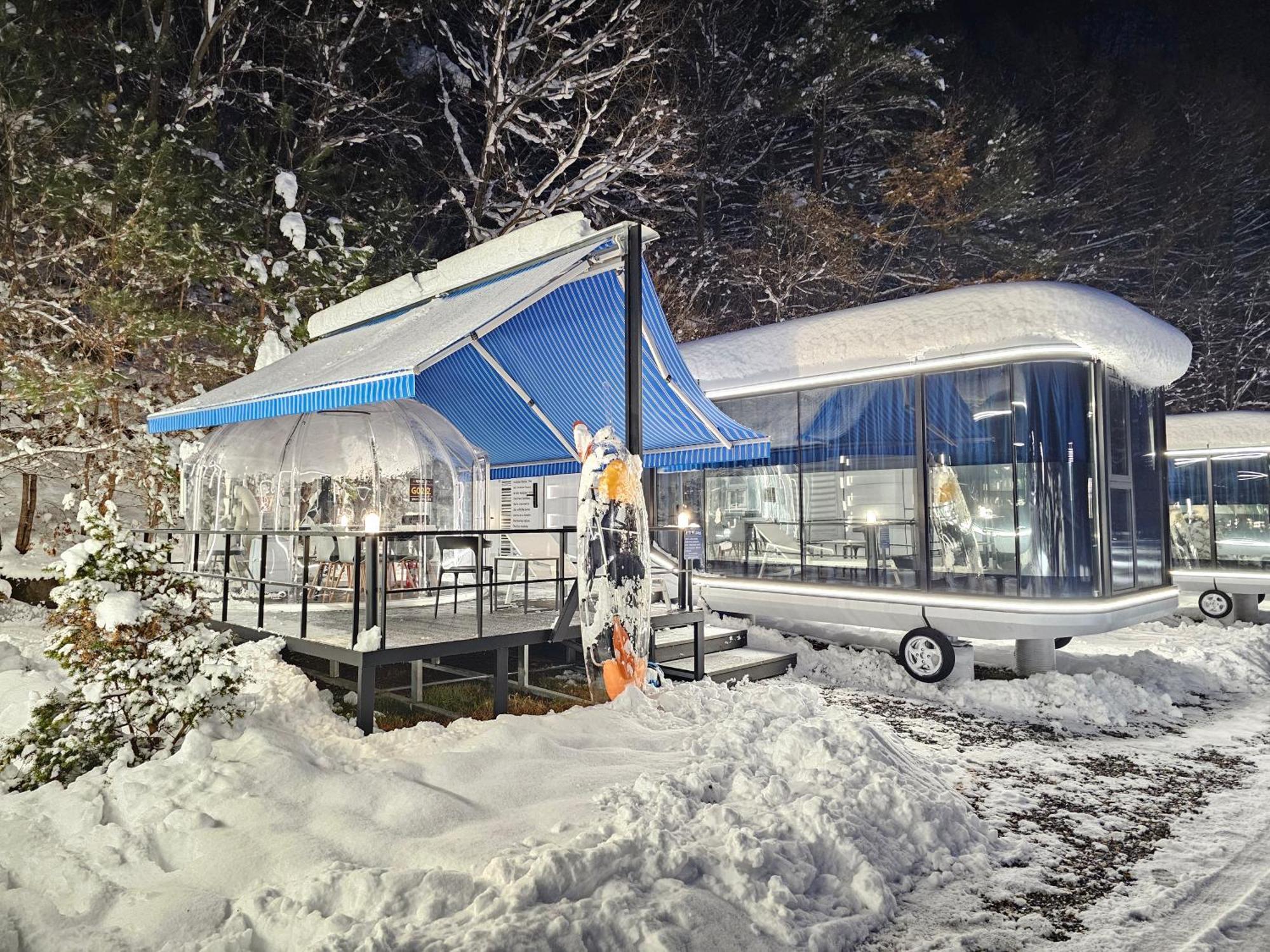 Galaxy X Hotel Type Caravan Glamping & Pension Pyeongchang Eksteriør billede