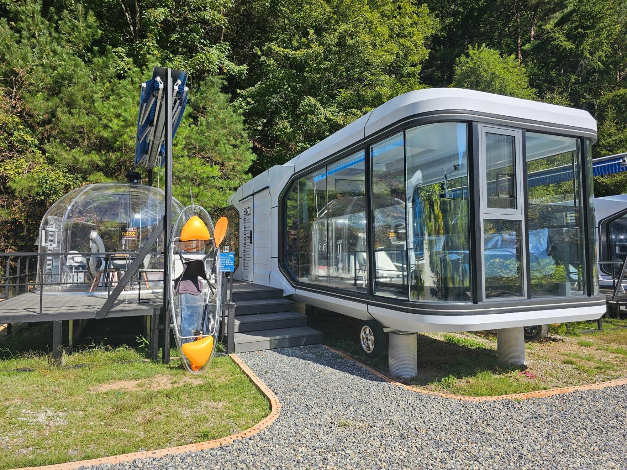 Galaxy X Hotel Type Caravan Glamping & Pension Pyeongchang Eksteriør billede